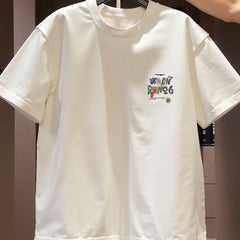High quality cotton short sleeved t-shirts, loose letter tops for men and women, and American style trendy products are being picked up from the leftover inventory at major foreign trade counters