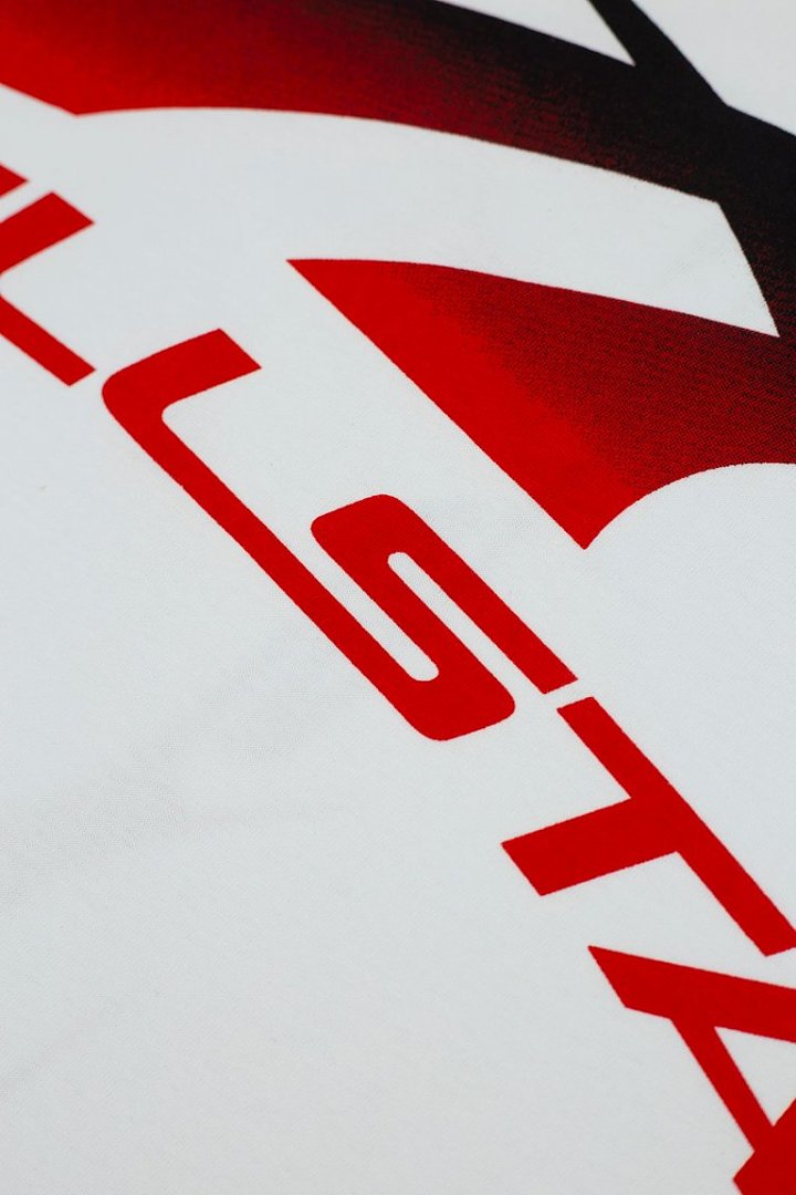 Hellstar Abstract Racing Curved Logo Graphic T-Shirt (White / Red)