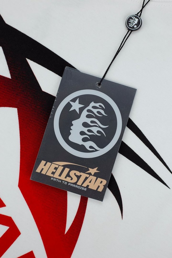 Hellstar Abstract Racing Curved Logo Graphic T-Shirt (White / Red)
