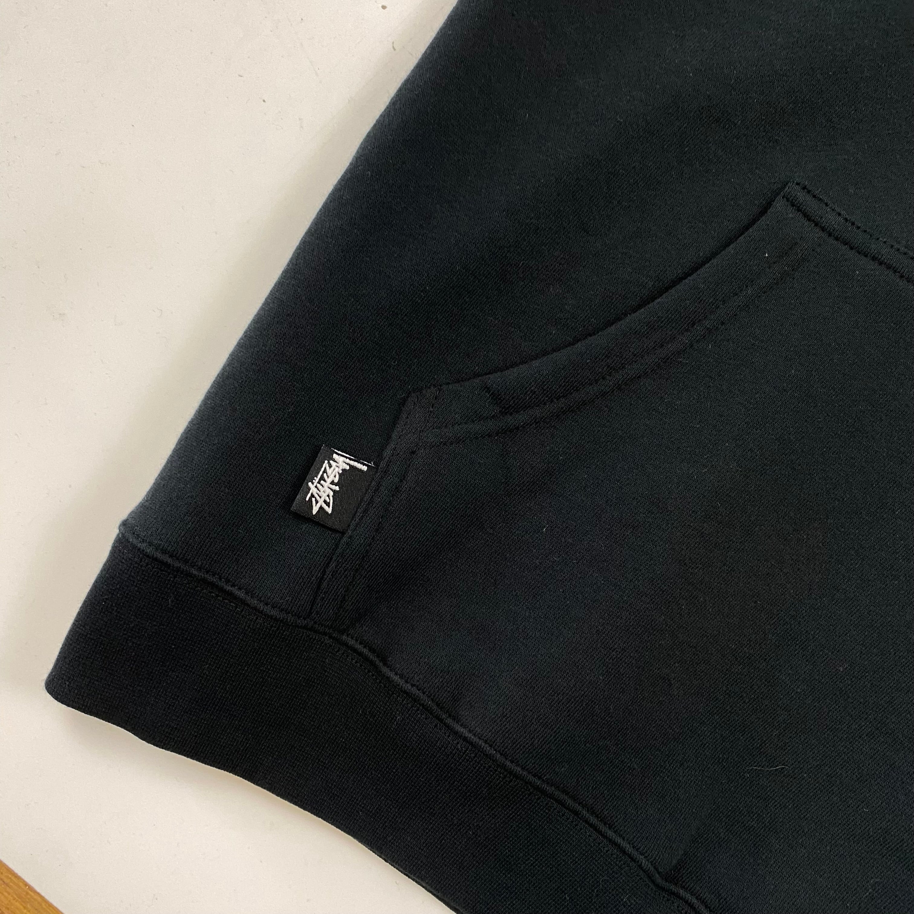 Stüssy Black International Hoodie (M)