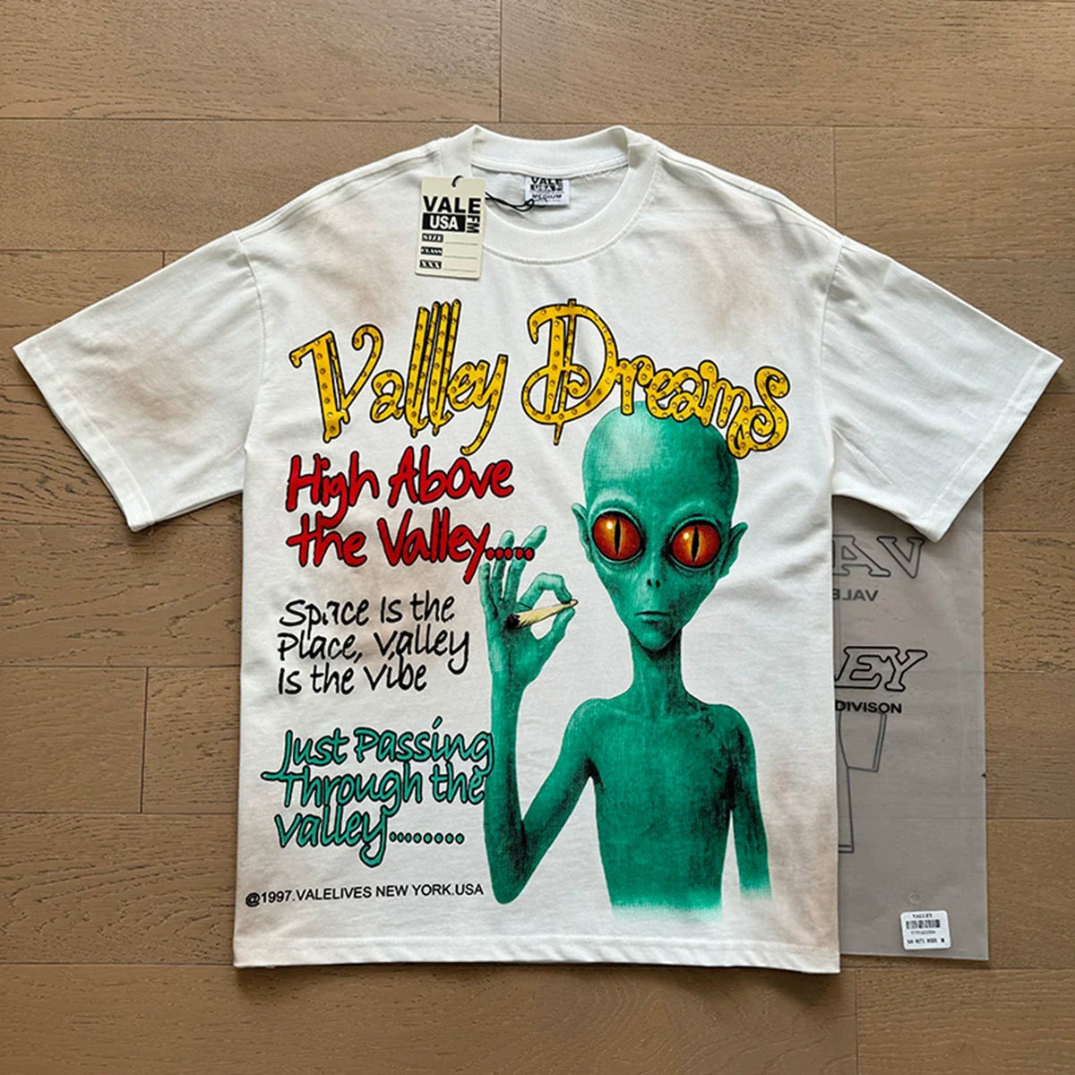 Valley Dreams Alien Graphic T-Shirt White