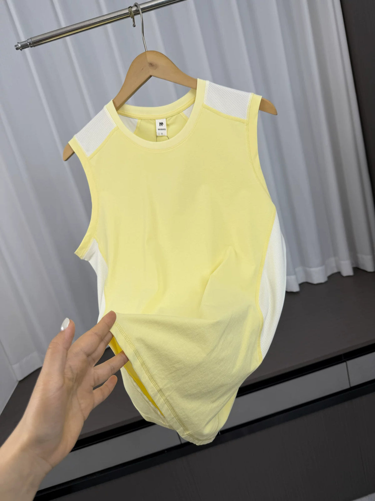 Mountain outdoors! Men and women can wear it! Foreign trade men's summer quick drying breathable contrasting casual T-shirt sports vest