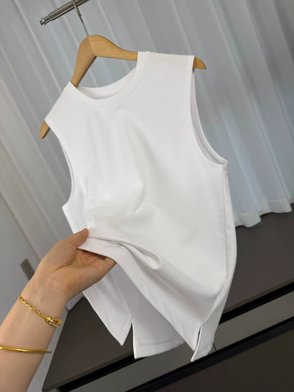 Wearing clothes is not stuffy! Skin friendly and breathable! Foreign trade men's summer simple and versatile sleeveless casual short sleeved vest trend