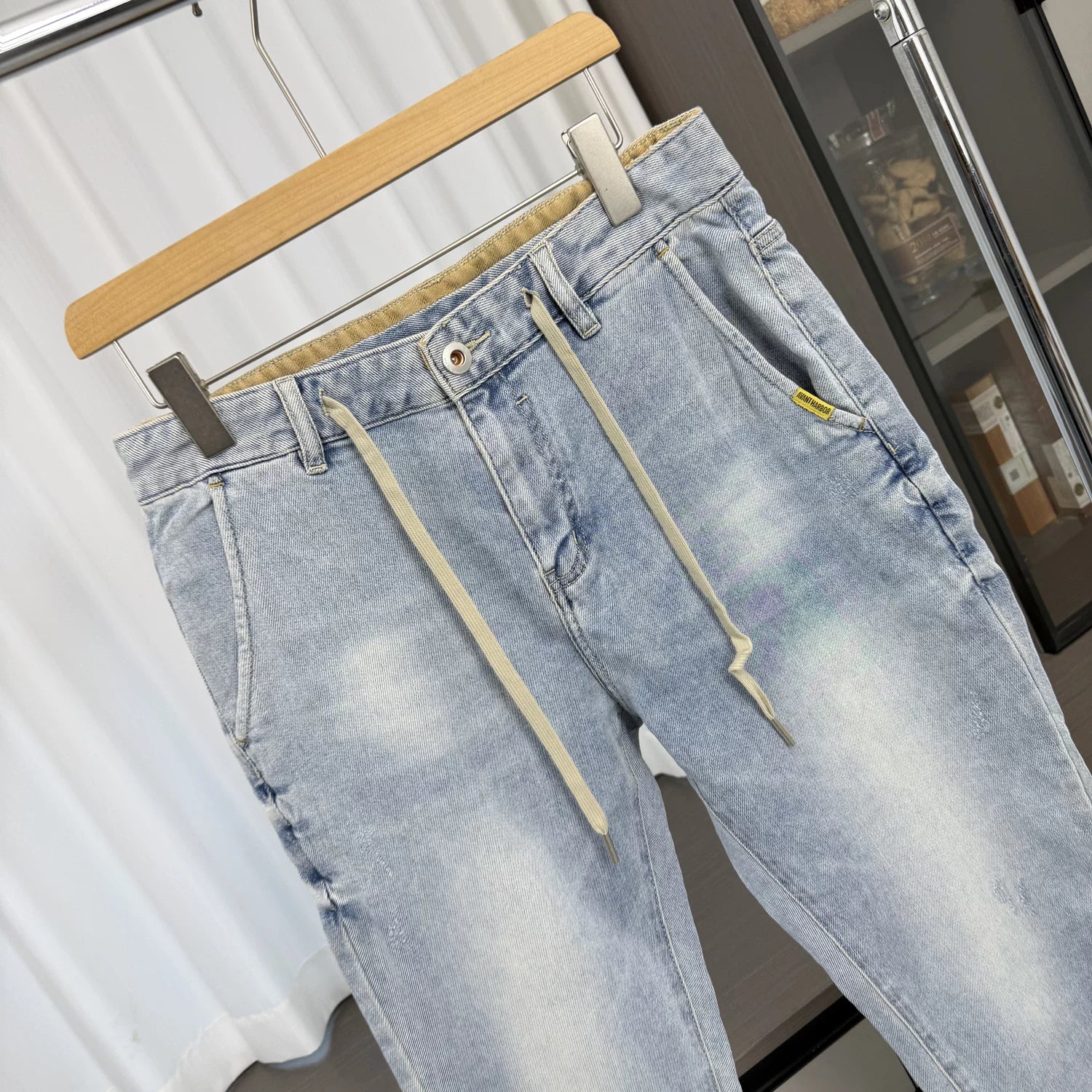 H remaining orders! Wash with water to make it old! Soft and comfortable! Spring and summer men's foreign trade fashion casual nine quarter jeans