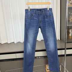 First line container removal and label cutting! Water washed elasticity! Spring men's trade washed versatile straight leg casual jeans