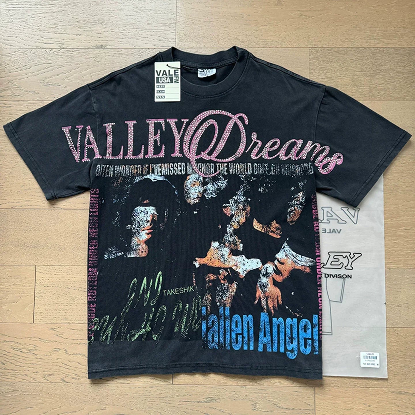 Valley Dreams Vintage Graphic T-Shirt Washed Black
