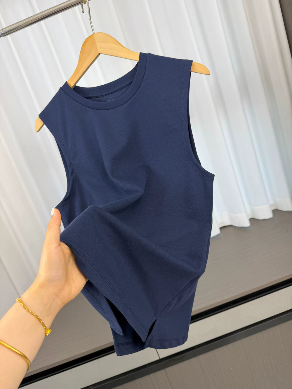 Wearing clothes is not stuffy! Skin friendly and breathable! Foreign trade men's summer simple and versatile sleeveless casual short sleeved vest trend