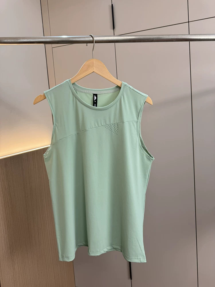 Basketball BI in! Quick drying and breathable! Foreign trade men's summer solid color round neck sleeveless camisole casual vest trend