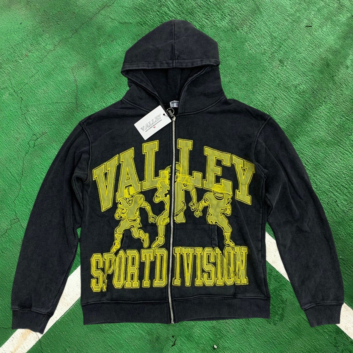 Vale Forever Vintage Wash Graphic Full-Zip Hoodie (Black / Valley Sport Division)