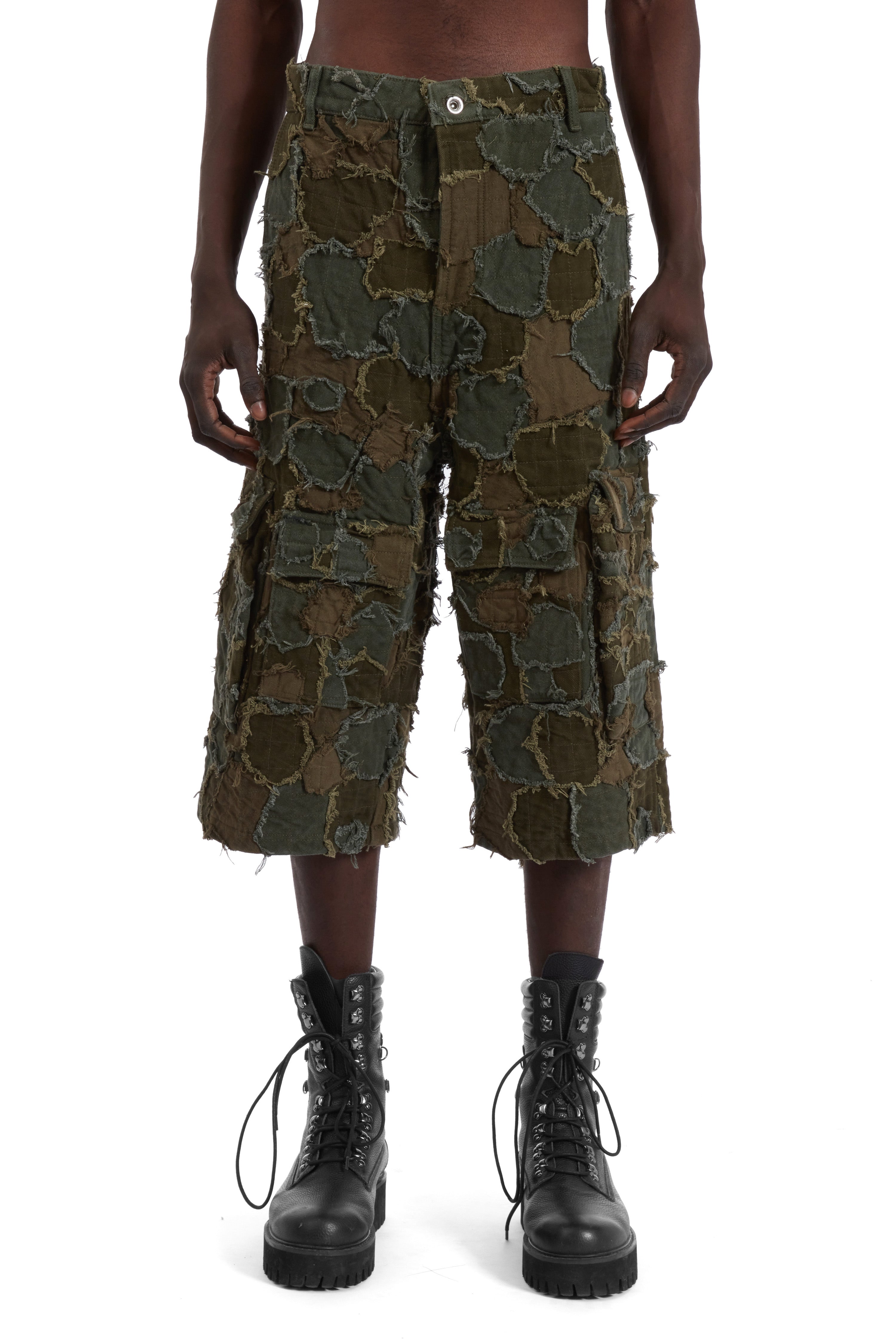 FIELD CAMO CARGO SHORT