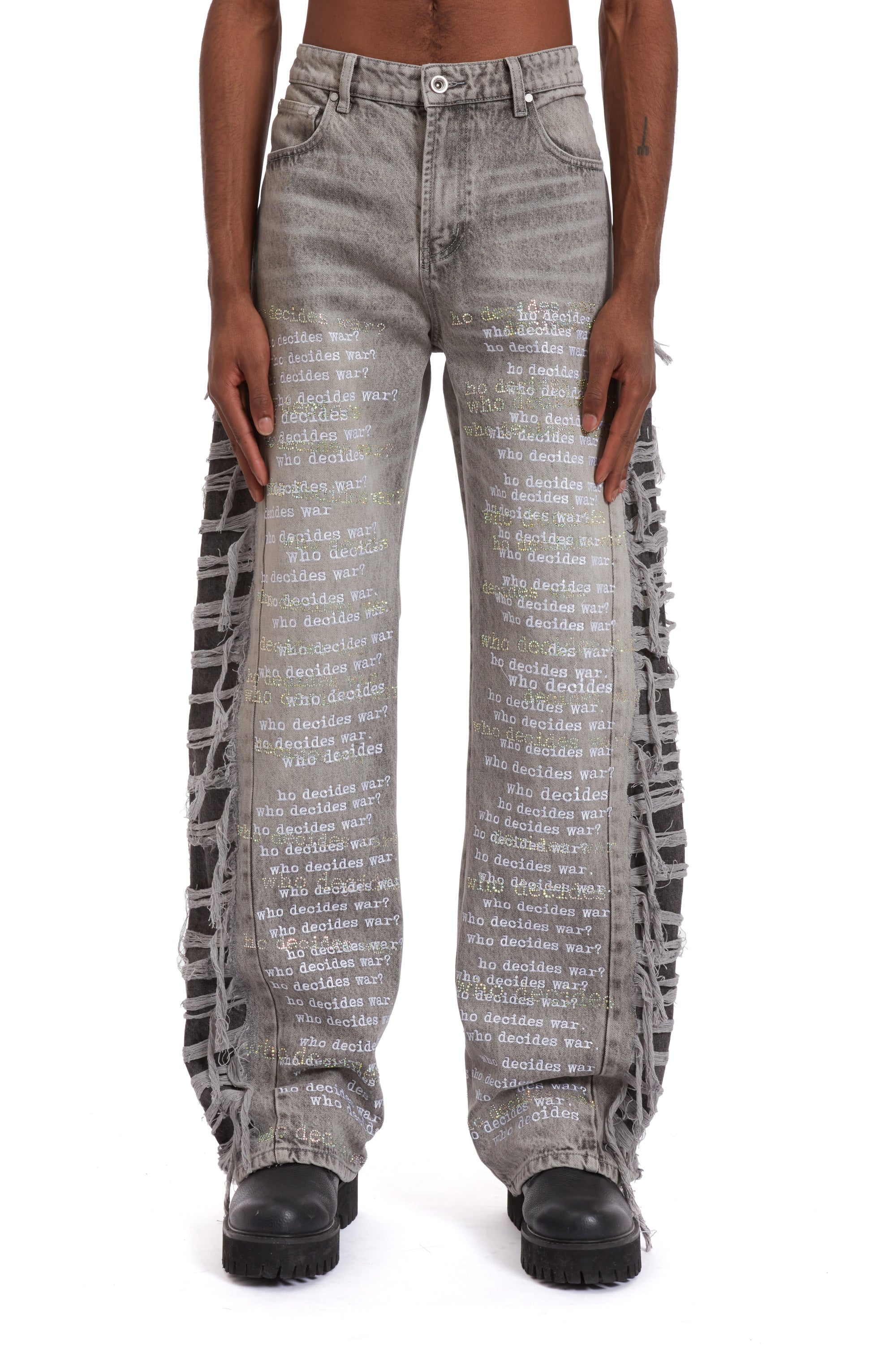 ULTRA FLARE SCRIPTURE DENIM