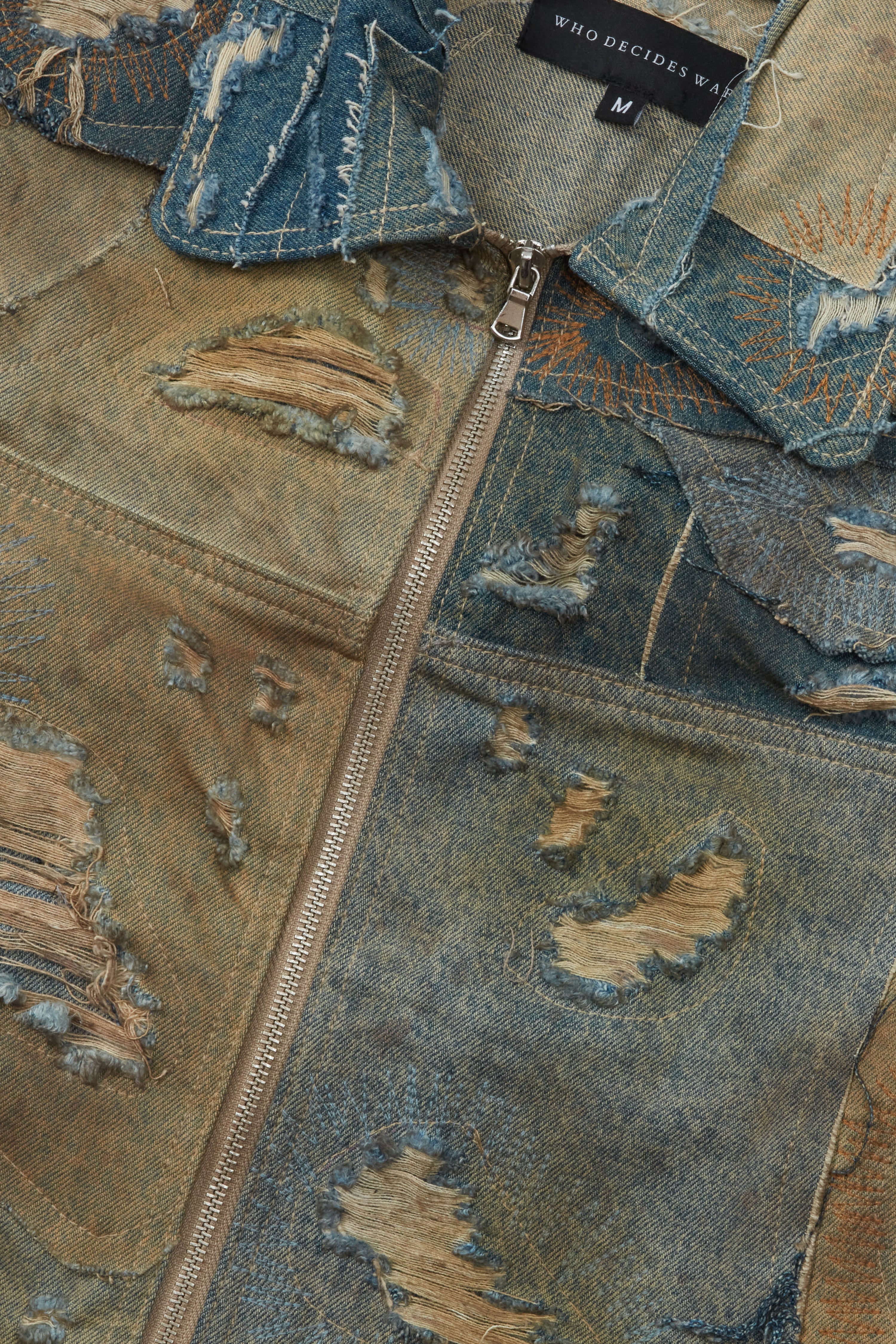 DUSTY BLUES TRUCKER