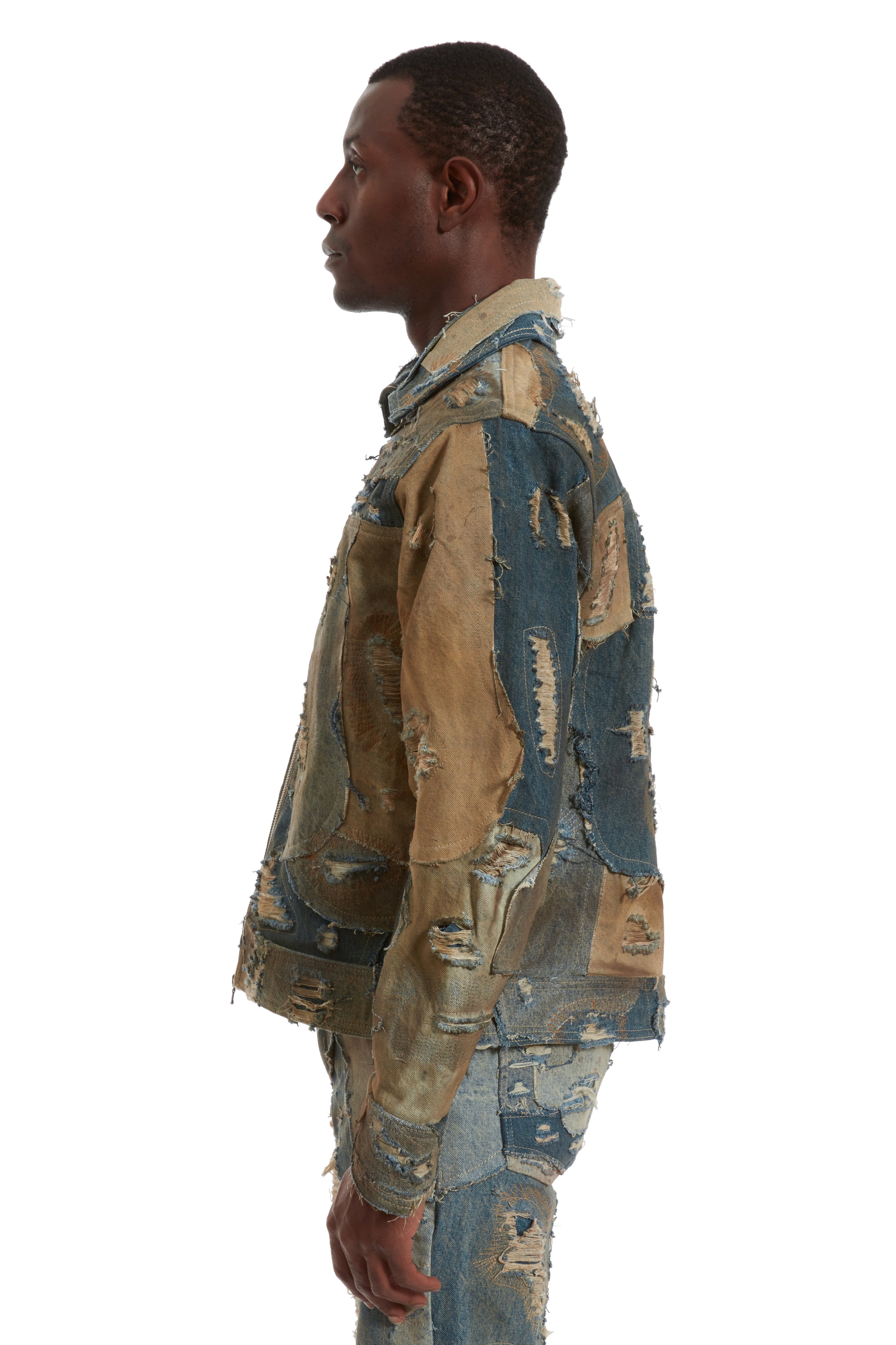 DUSTY BLUES TRUCKER