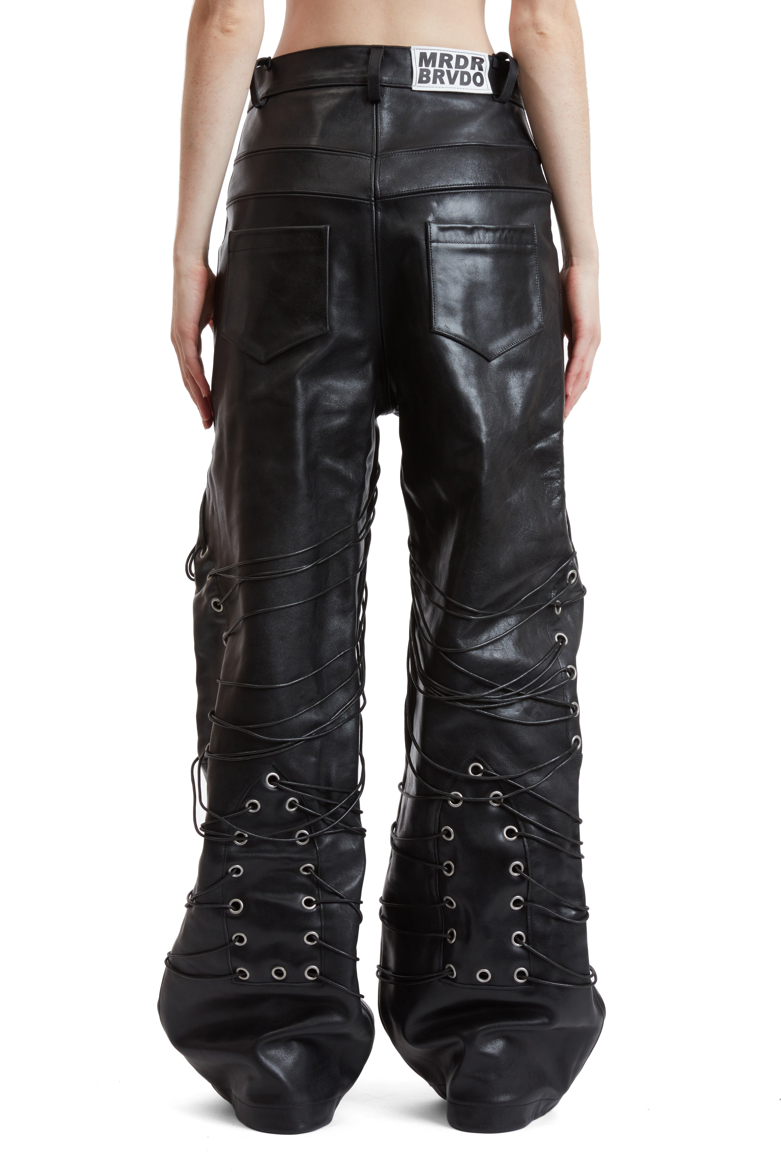WIDE-LEG GROMMET PANT